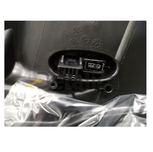 Фара правая для Мерседес Вито 639 2010-2013 ксенон Depo