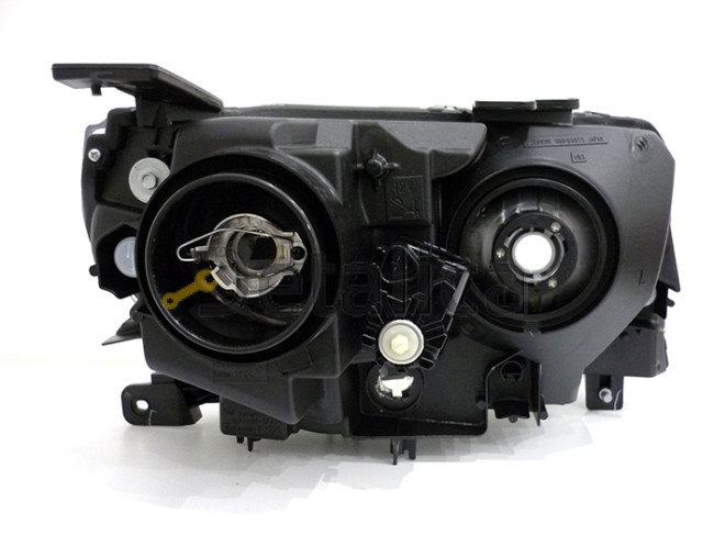 Фара левая для Сузуки Гранд Витара 5 дв оригинал