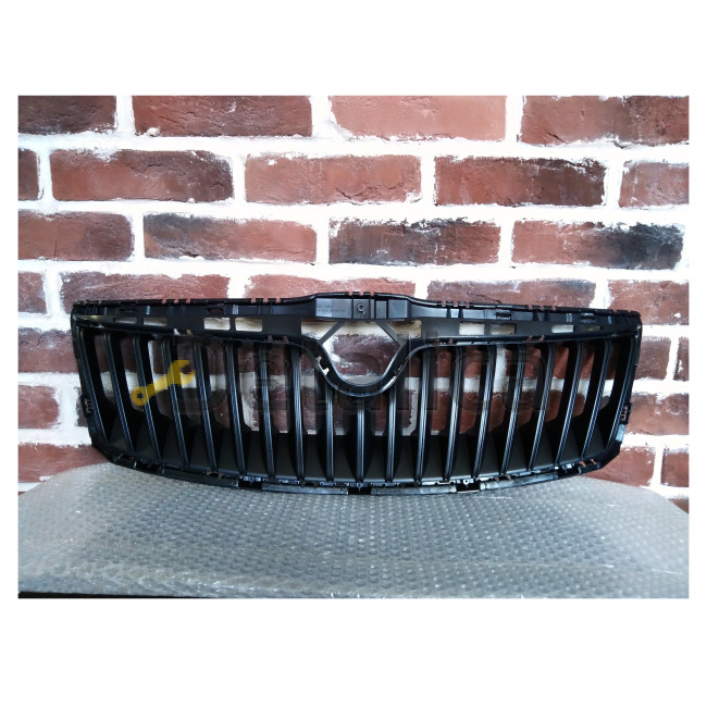 Решетка радиатора для Шкода Октавия А5 оригинал