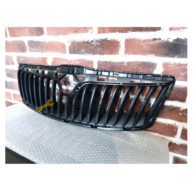 Решетка радиатора для Шкода Октавия А5 оригинал