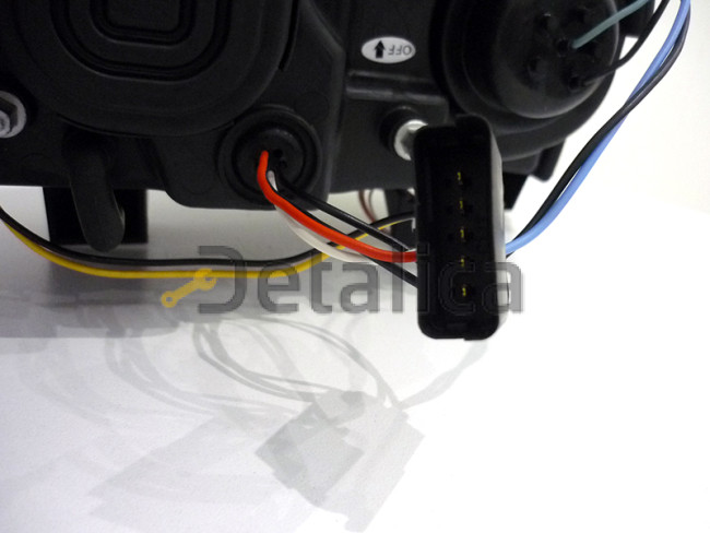 Фары тюнинг-комплект линзованные с светящимся ободком под корректор SONAR внутри чёрная для Рено Меган 2003-2005