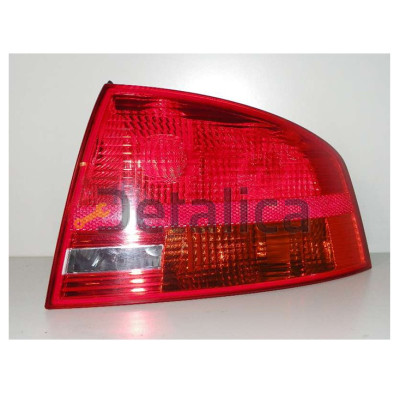 Фонарь задний внешний правый для Ауди А4 от 2005-2007 (Eagle Eyes)