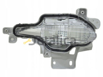 Mazda 3 указ. поворота нижн лев в бампер (depo) Mazda 3 указ. поворота нижн лев в бампер (depo)