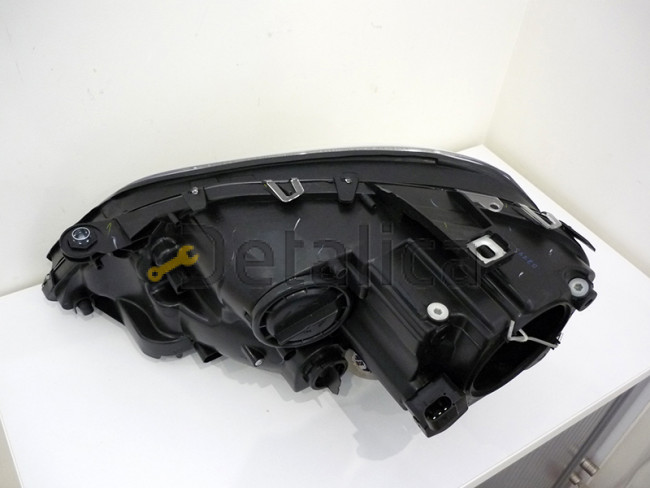 Фара правая линзованная для Мерседес W164 ML 2008-2010