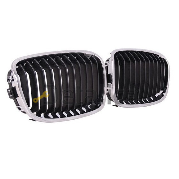 Решетка радиатора правая черный хром для BMW F20-F21 от 2011-2015 11 ребер