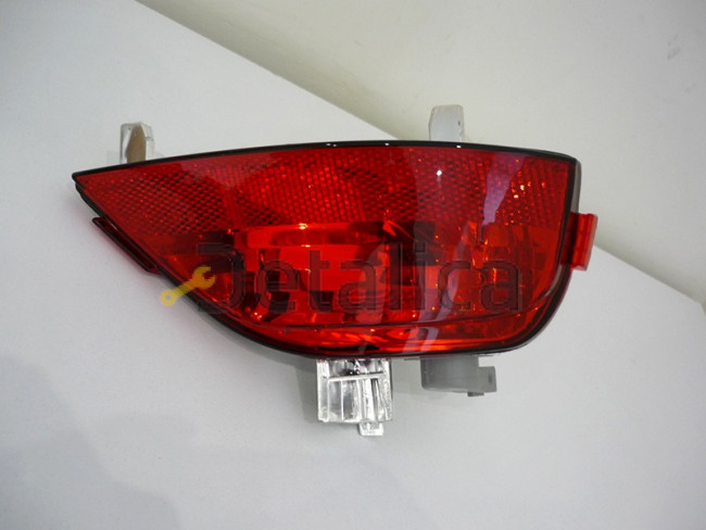 Фонарь в задний бампер правый для Ниссан Террано D10 оригинал