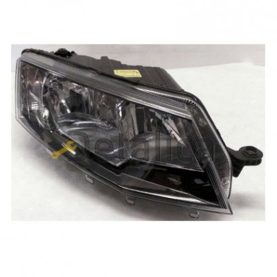 Фара правая для Шкода Октавия А7 от 2013 (Depo) с рег мотора внутри черная