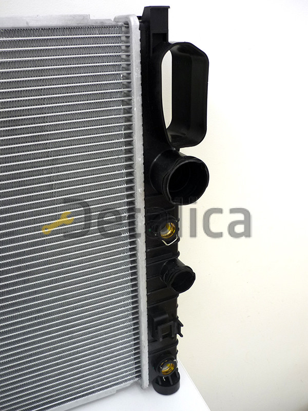 Радиатор охлаждения Мерседес W211 Sakura Индонезия