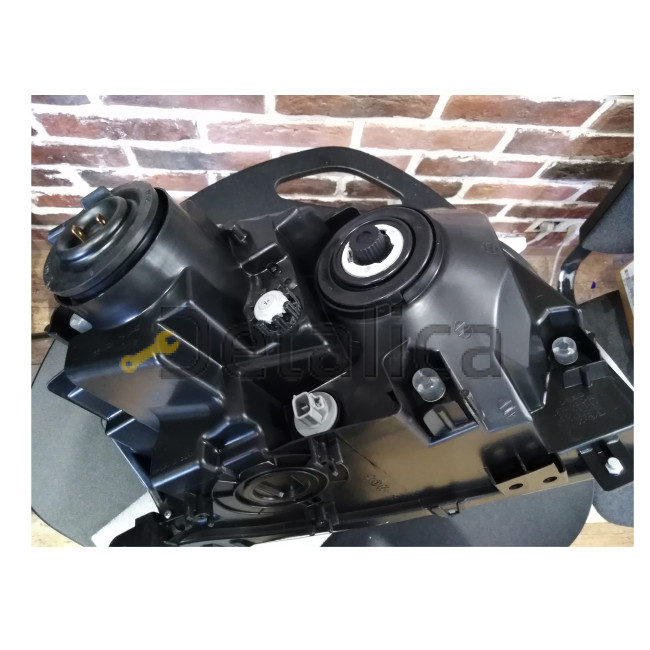 Фара левая для Сузуки Гранд Витара 5 дв Depo