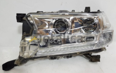 Фара для LANDCRUISER {200 } лев с светодиодн. модулем, линзован (Китай)