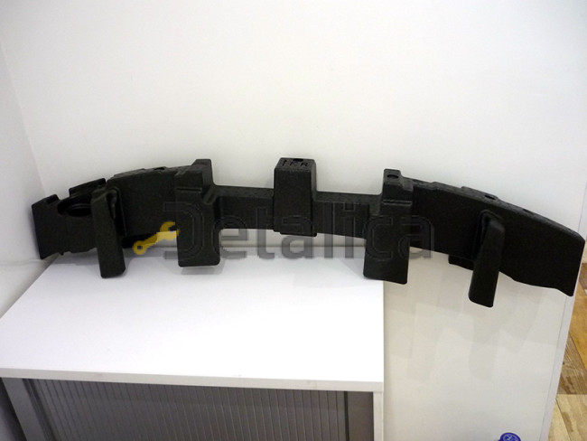 Уплотнитель переднего бампера Ниссан Альмера G15 оригинал