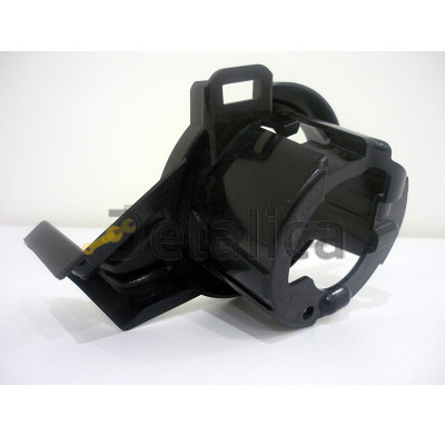 Кронштейн противотуманной фары на Ниссан Жук F15E от 2015 года