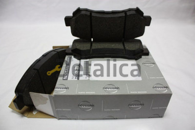 Колодки передние для Ниссан Жук | Тиида С13 оригинал Колодки передние для Ниссан Жук | Тиида С13 оригинал