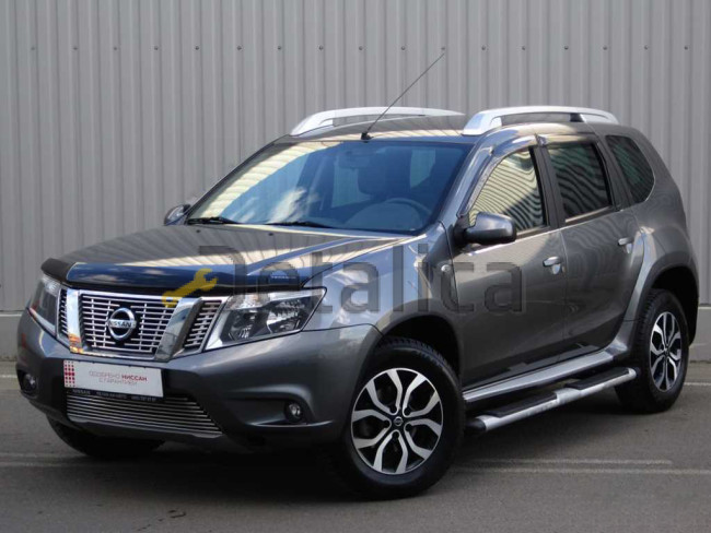 Дефлектор капота для Ниссан Террано D10 Дефлектор капота для Ниссан Террано D10