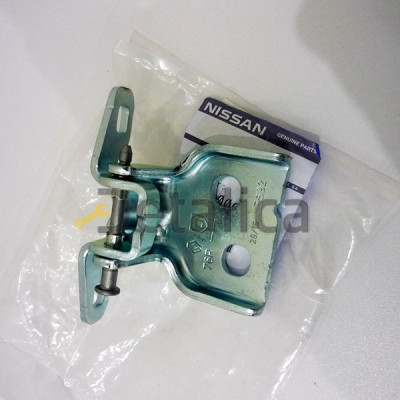 Петля двери для Ниссан Террано D10