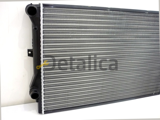 Радиатор охлаждения Фольксваген Пассат СС 1.4 и 2.0 TSI бензин