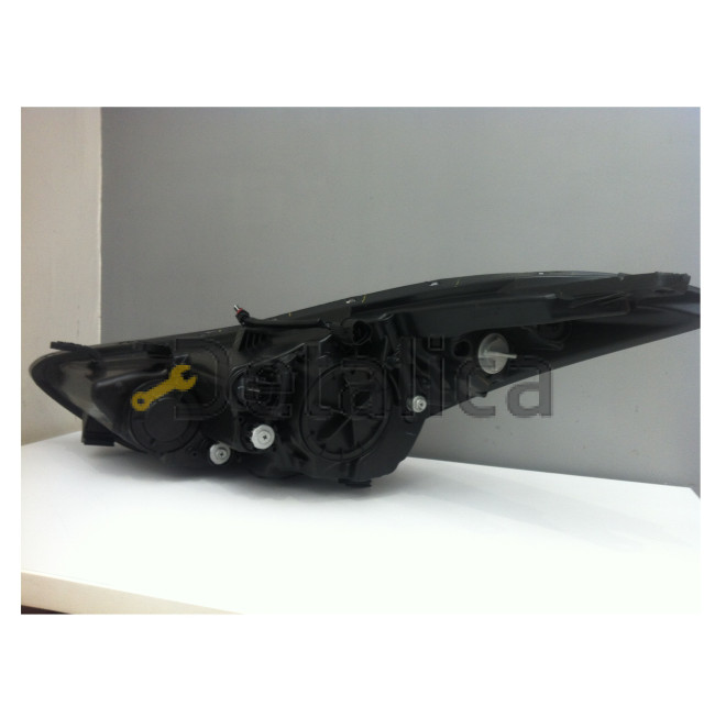 Фара правая линзованная диод под корректор для Хендай Элантра 5 от 2014 (Depo)