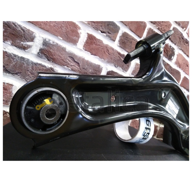 Рычаг передний правый для Ниссан Х-Трейл Т32 оригинал