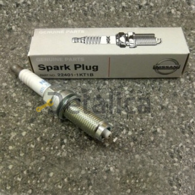 Свеча зажигания для Ниссан Тиида С13 | Сентра B17