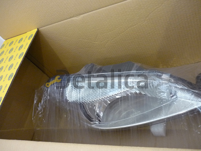 Фара правая для Шкода Фабия 2010-2015 Hella Germany