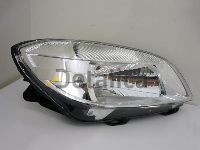 Фара правая для Шкода Фабия 2010-2015 Hella Germany