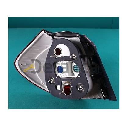 Фонарь задний правый красно-белый для BMW E87 от 2003-2006