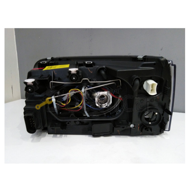 Фары тюнинг-комплект линзованные со светящимся ободком с рег мотора внутри черные для Фольксваген Транспортер Т5 2003-2009 (Depo)