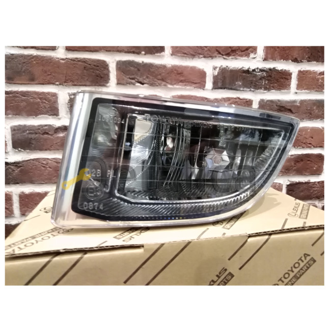 Фара противотуманная левая оригинал для Тойота Прадо 120