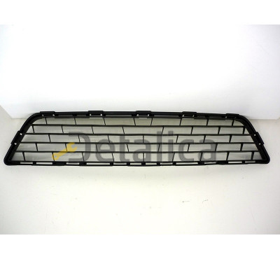 Решётка в передний бампер для Ниссан Сентра B17