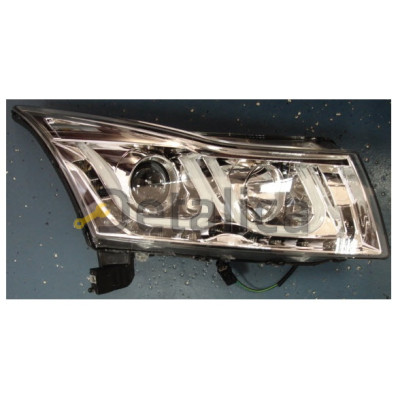 Фара левая+правая комплект тюнинг линзованная DEVIL EYES с светящимися ободком без корректора EAGLE EYES внутри хром для Шевроле Круз     005H-N