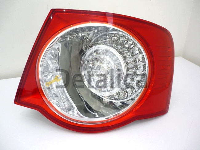 Фонарь задний внешний правый диодный для Фольксваген Джетта 5 от 2005 (Depo)