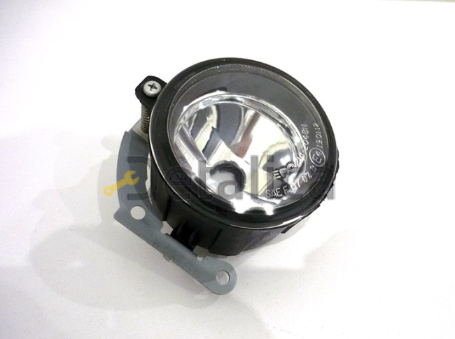 Фара противотуманная левая=правая Митсубиси L200 Depo