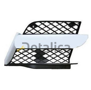 Решетка радиатора правая Митсубиси Аутлендер 2003-2007 Тайвань