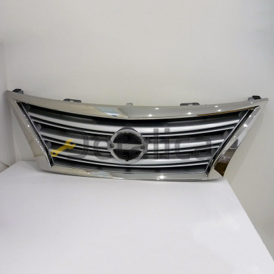 Решётка радиатора для Ниссан Сентра В17 оригинал