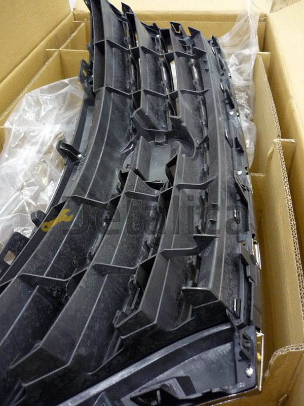 Решётка радиатора для Ниссан Сентра В17 оригинал