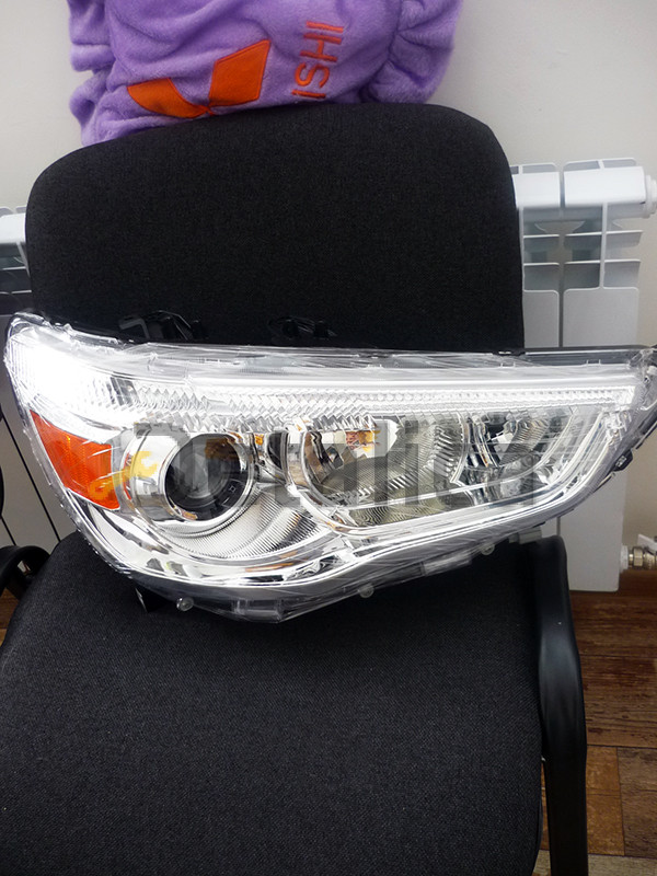 Фара правая для Митсубиси АСХ