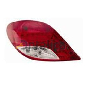 Фонарь задний внешний левый для Пежо 207 от 2010