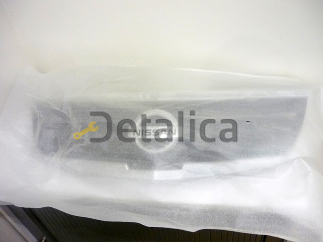 Решетка радиатора для Ниссан Альмера Классик оригинал