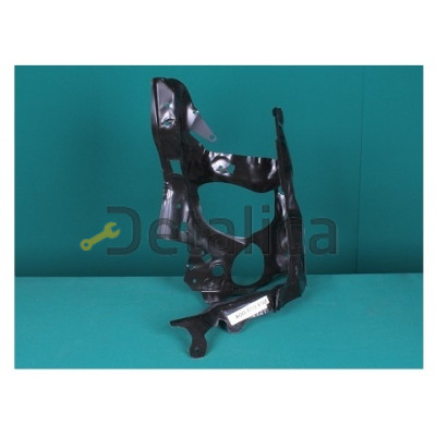 Панель передняя правая ( кронштейн фары ) для BMW E65/E66 от 2002-2005