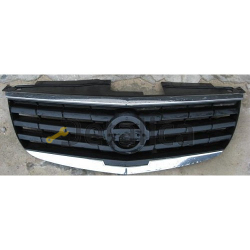 Nissan 62300-95f0a. Решетка радиатора на альмера классик. 62300-95f0a эмблема. Решетка almera classic sm3. Nissan almera classic решетка радиатора.