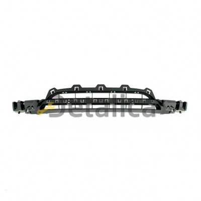 Решетка переднего бампера нижняя центральная для BMW F20/F21 1 Series от 2011