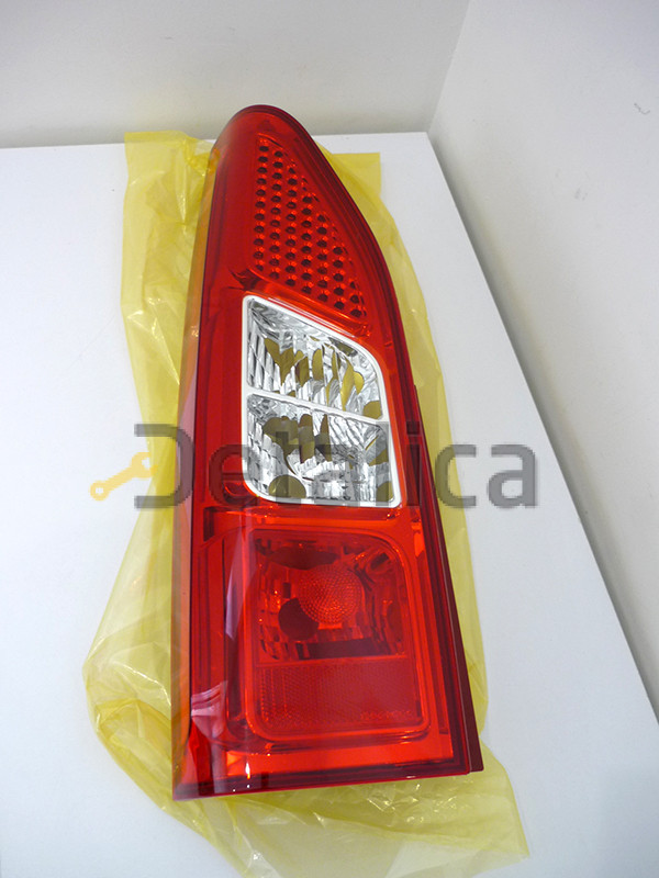 Фонарь задний левый под одинарную дверь для Ситроен Берлинго от 2008 года