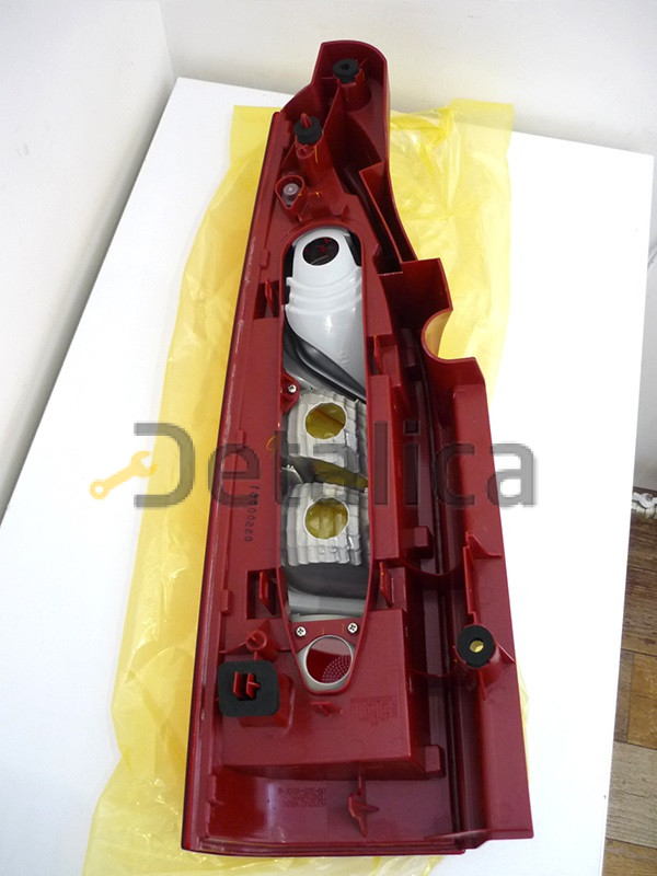 Фонарь задний правый под одинарную дверь для Ситроен Берлинго 2 от 2008 года