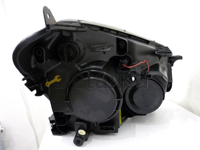 Фара левая линзованная для Ниссан Кашкай J10 рестайлинг ксенон