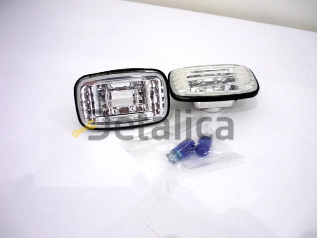 Повторители поворота в крыло комплект для Тойота Лэнд Крузер 100