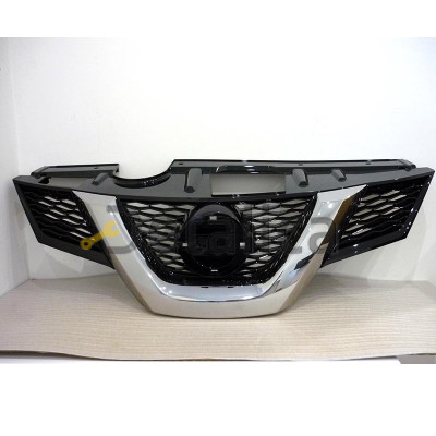 Решётка радиатора для Ниссан Х-Трейл Т32 с навигацией