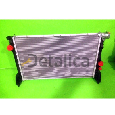 Радиатор охлаждения Мерседес W477 оригинал