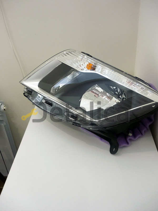 Фара левая для Ниссан Террано D10 оригинал