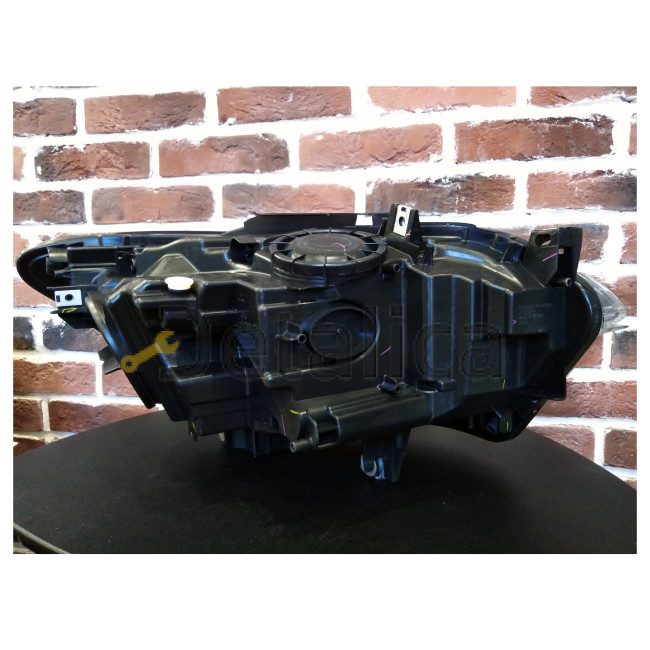 Фара левая для BMW F20-F21 Series 1 с регулятором мотора внутри черная от 2011 Depo