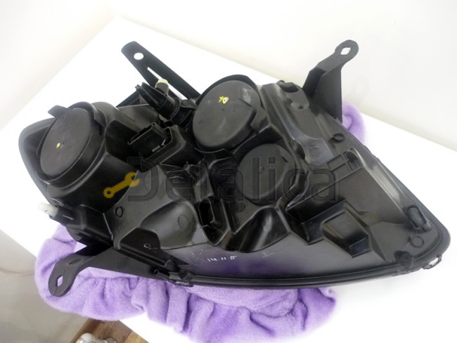 Фара правая для Ниссан Террано D10 оригинал